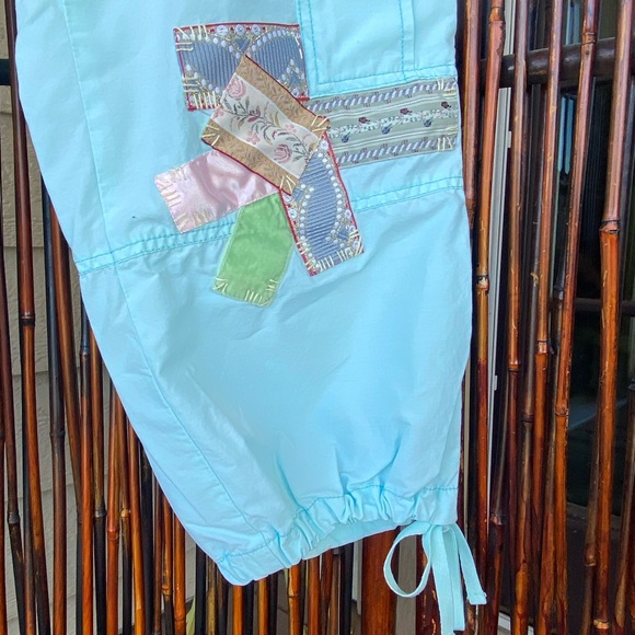 NWOT Miss Me Mint Patched Crop Pants - Picture 9 of 16